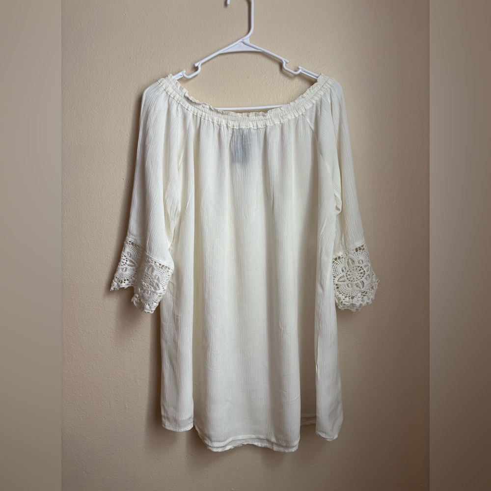 White Off-Shoulder Blouse - Picture 4 of 5